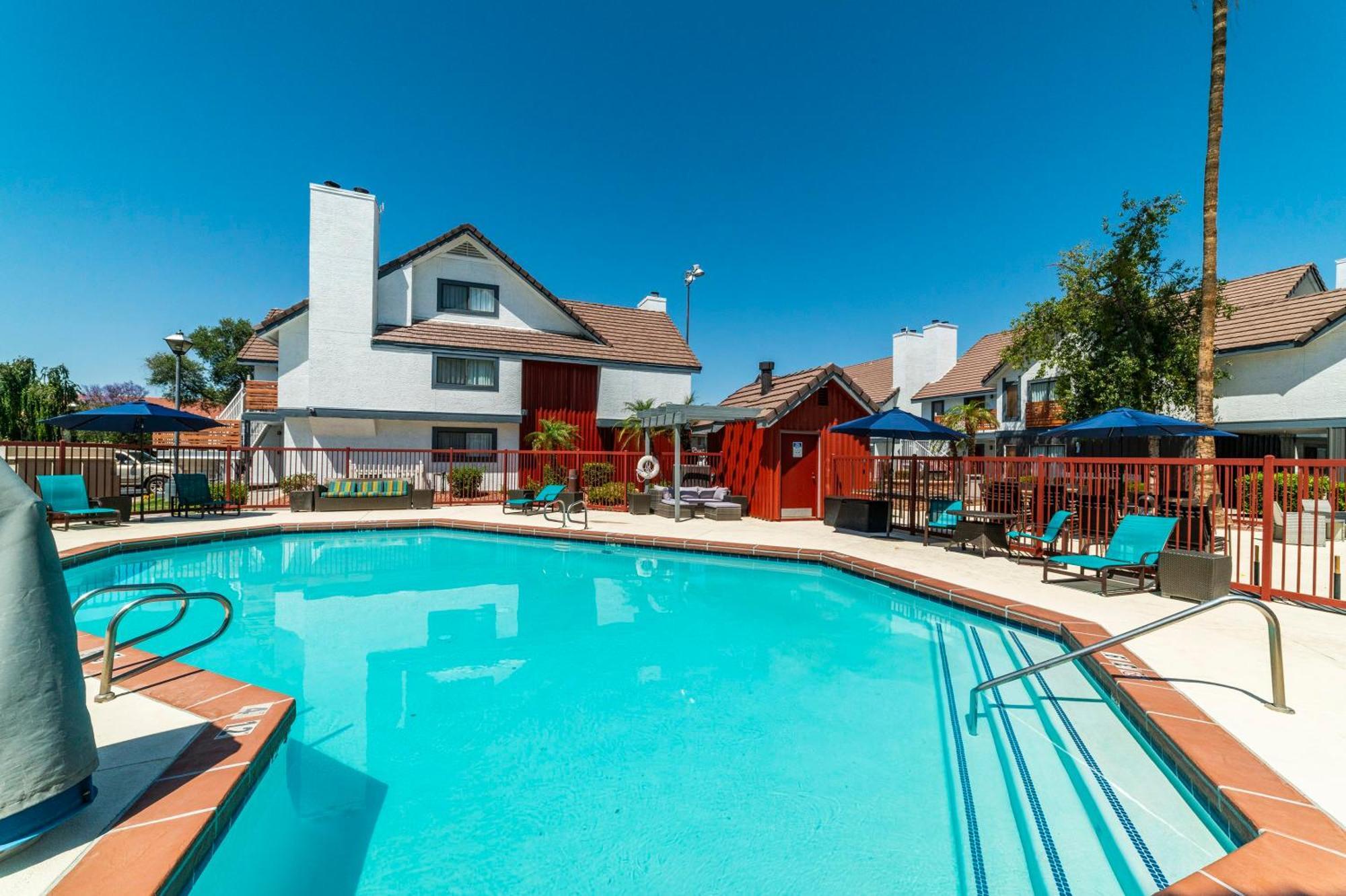 Metro Phx 1Bedroom Apartment Феникс Экстерьер фото